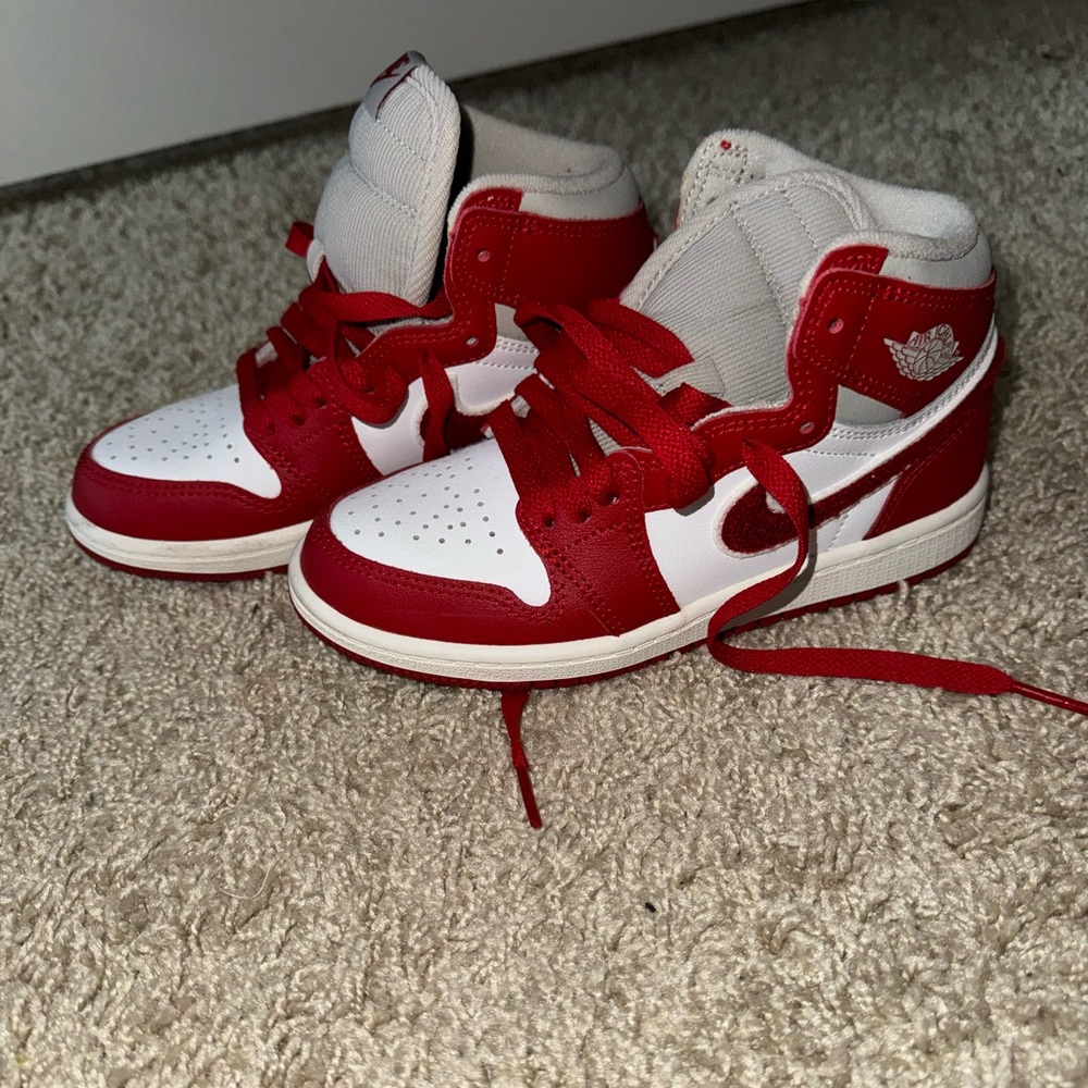 Varsity Red Jordan 1